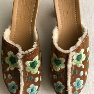 CAR SHOE Mules